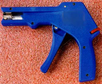 Tie-gun1.jpg